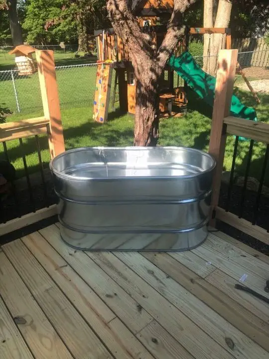 Titelbild für Deck Water Feature