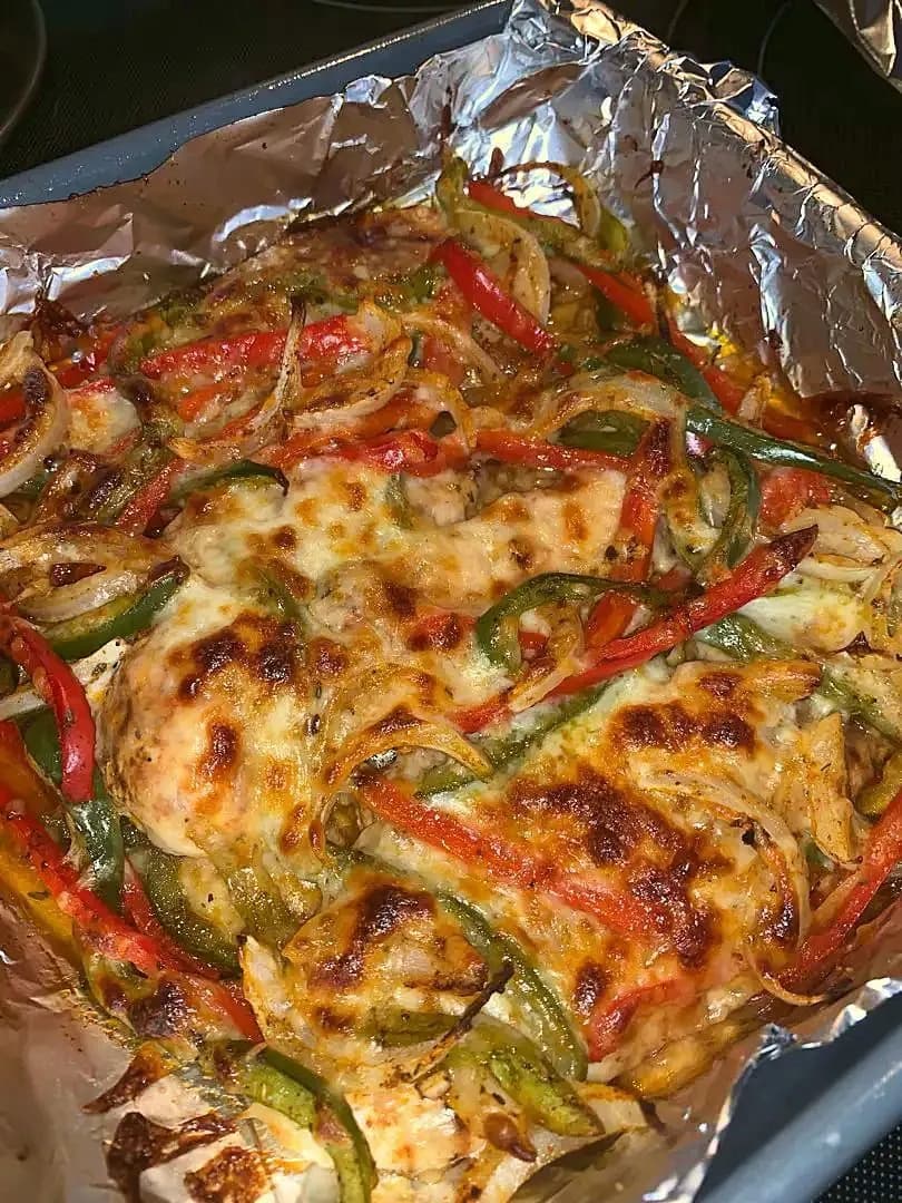 Titelbild fΓΌr Fajita Chicken Breasts Casserole