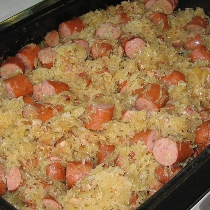Titelbild für Polish sausage Sauerkraut and potatoes