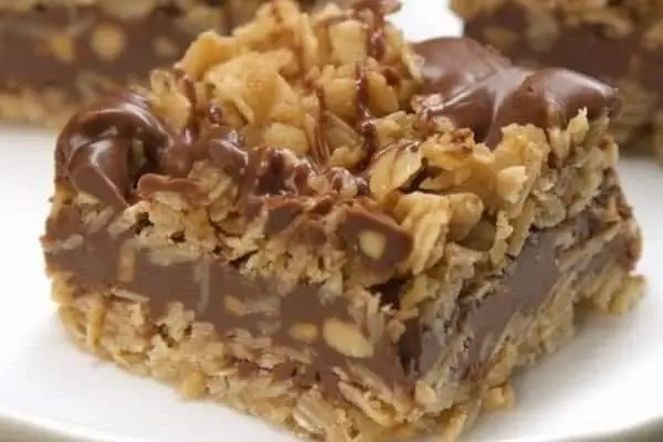 Titelbild für No Bake Chocolate Oat Bars