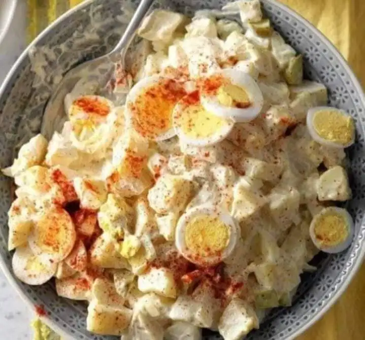Titelbild für GRANDMA’S POTATO SALAD